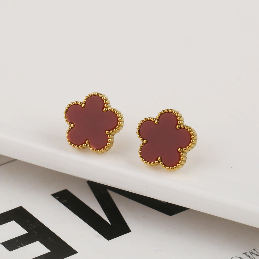 CLOVER | CZERWONE BROSZKI